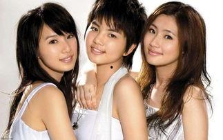 完全娱乐 ella,娱乐界的璀璨明星，闪耀舞台的璀璨光芒